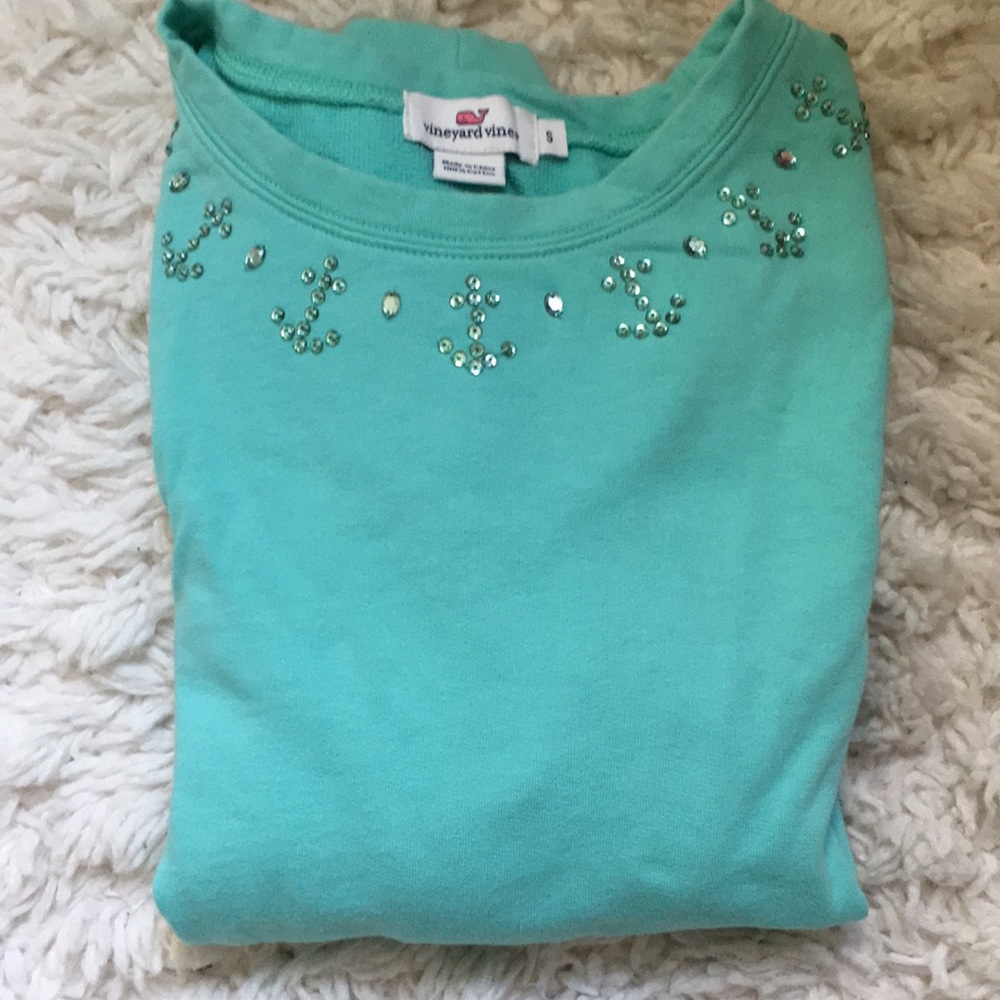 Vineyard vines sweatshirt/top